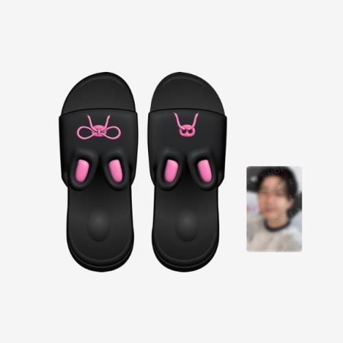 (PREORDER) STRAY KIDS - dominATE : celebrATE WORLD TOUR OFFICIAL MERCH - DWAEKKI SLIDES BY CHANGBIN