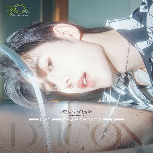 D-ICON ISSUE N°30 ENHYPEN EVEN MORE (B TYPE)